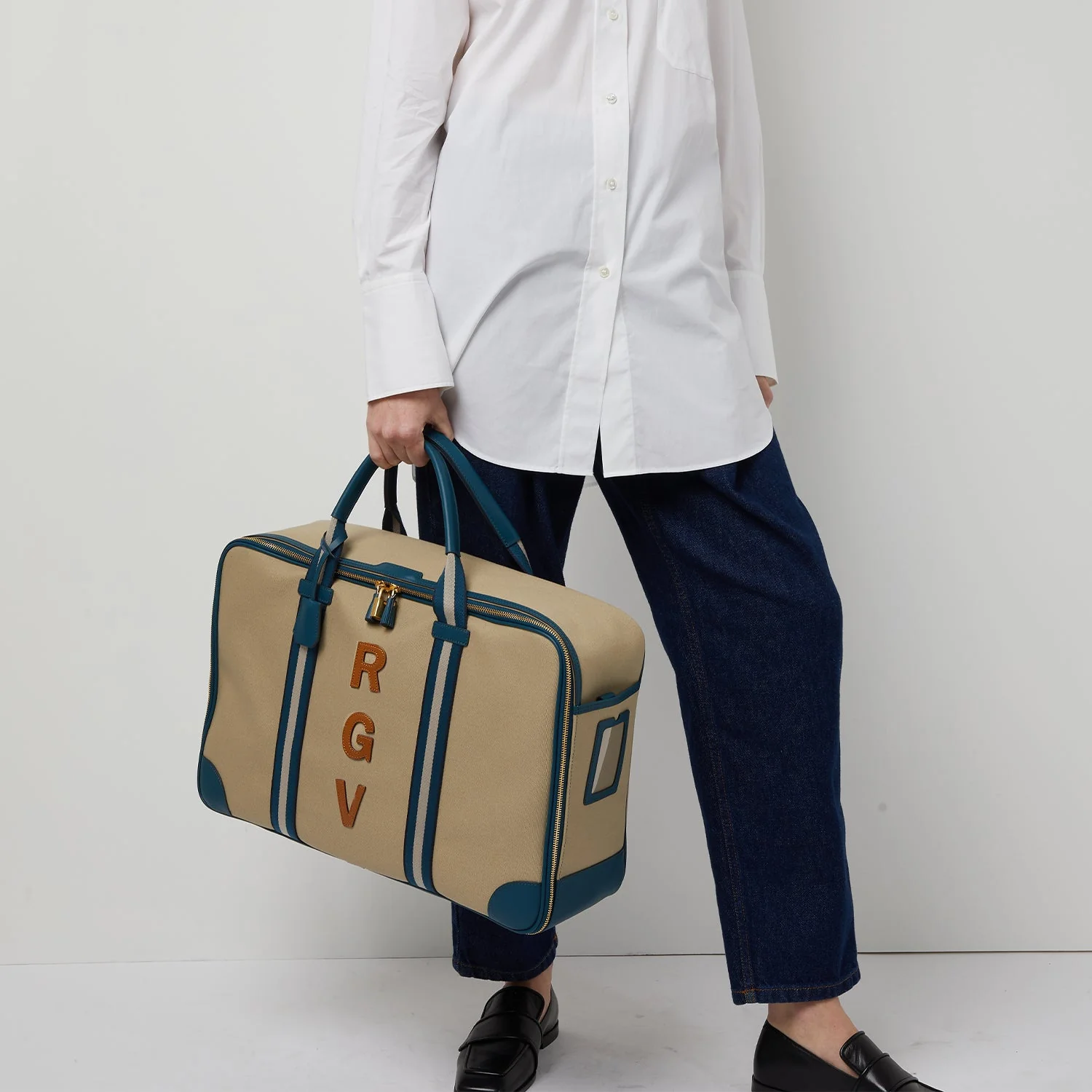 Bespoke Walton Travel Bag - Image 4