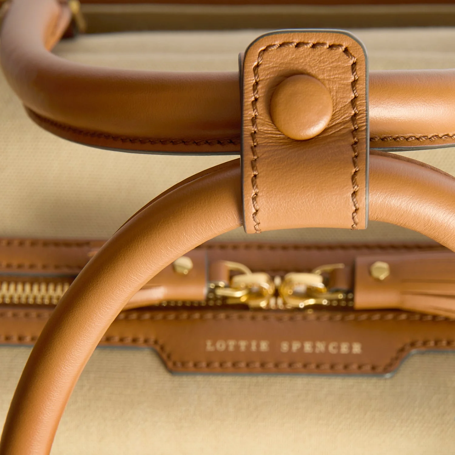 Bespoke Walton In-Flight Bag - Image 11
