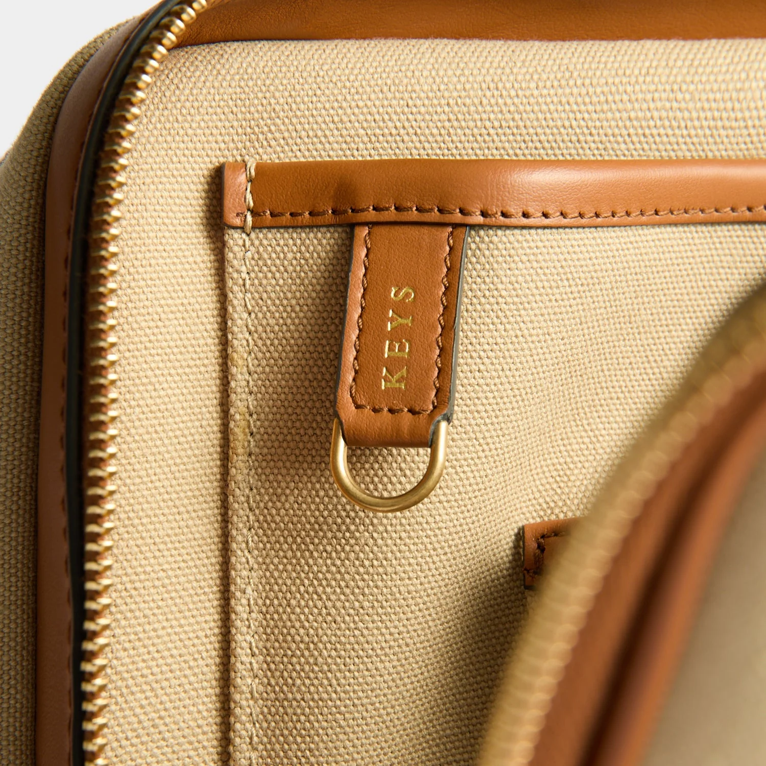 Bespoke Walton In-Flight Bag - Image 12