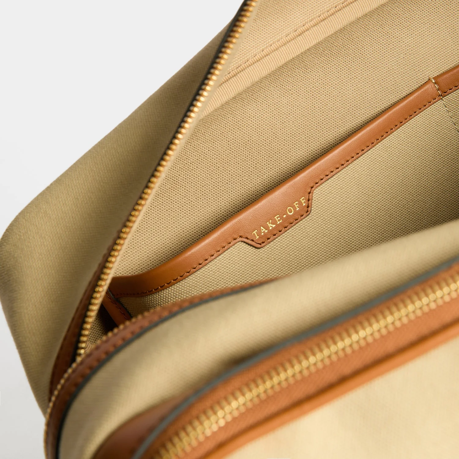 Bespoke Walton In-Flight Bag - Image 15