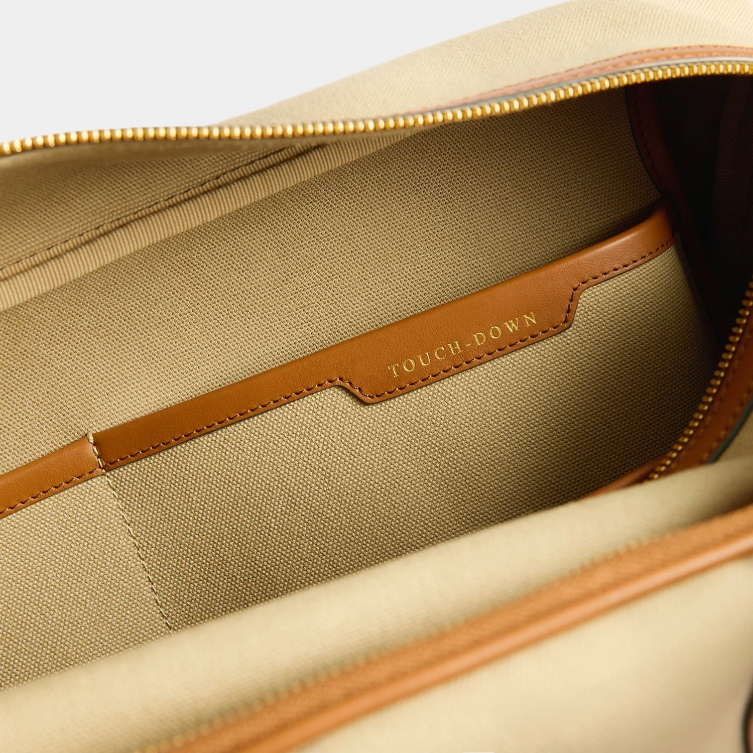 Bespoke Walton In-Flight Bag - Image 16