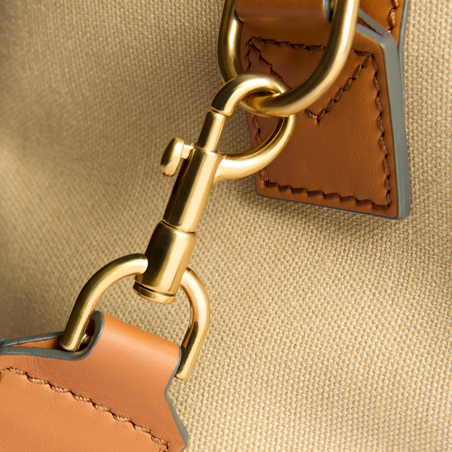 Bespoke Walton In-Flight Bag - Image 9