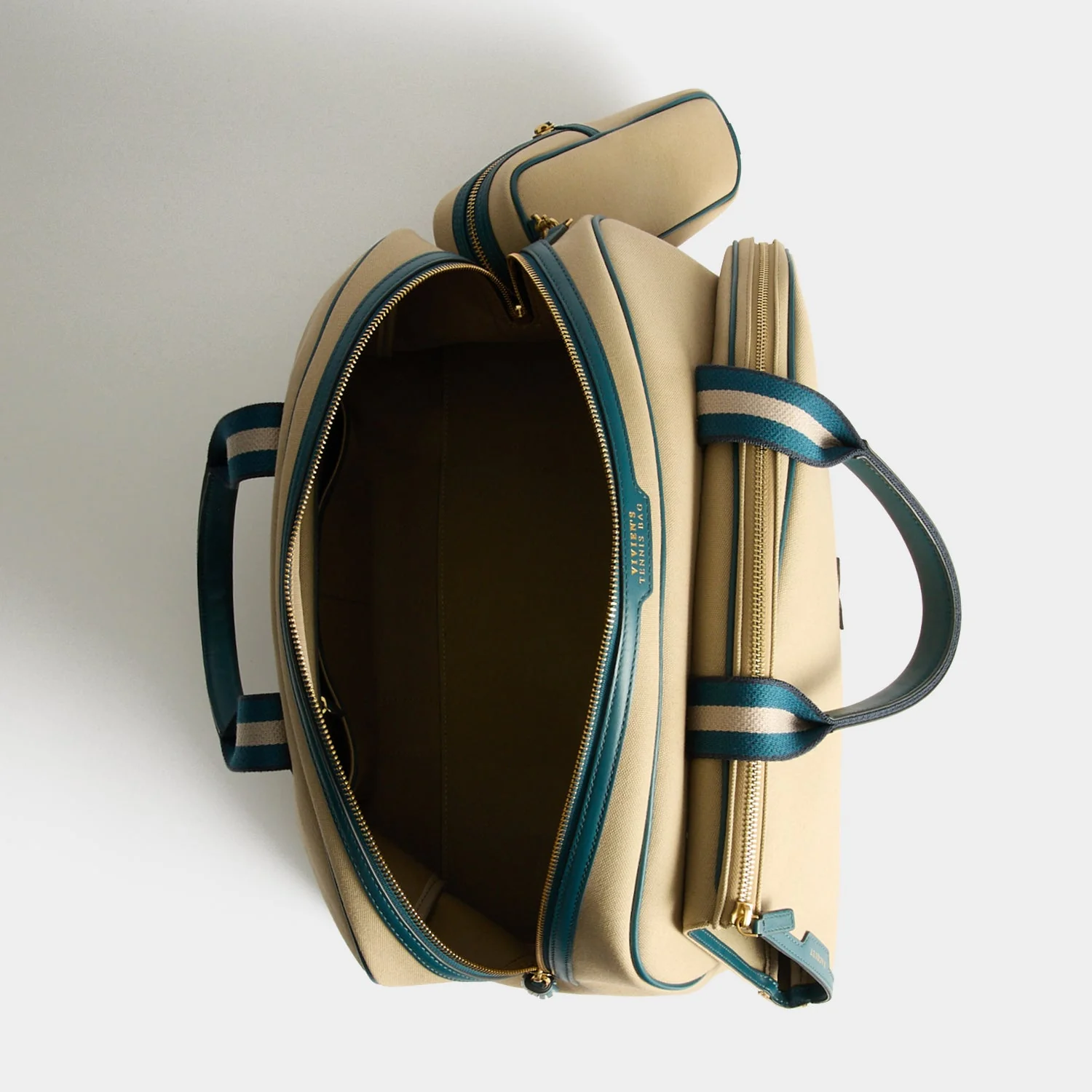 Bespoke Walton Tennis Bag - Image 12