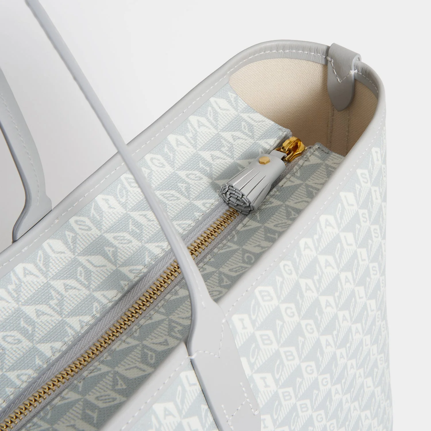 I Am A Plastic Bag Wink Zipped Tote - Image 6