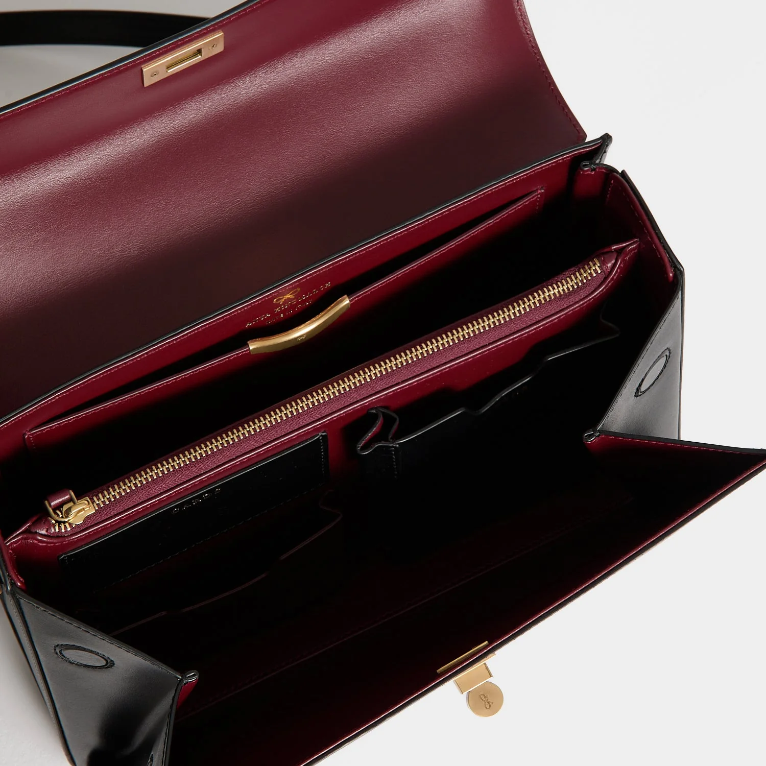 Mortimer Top Handle - Image 4