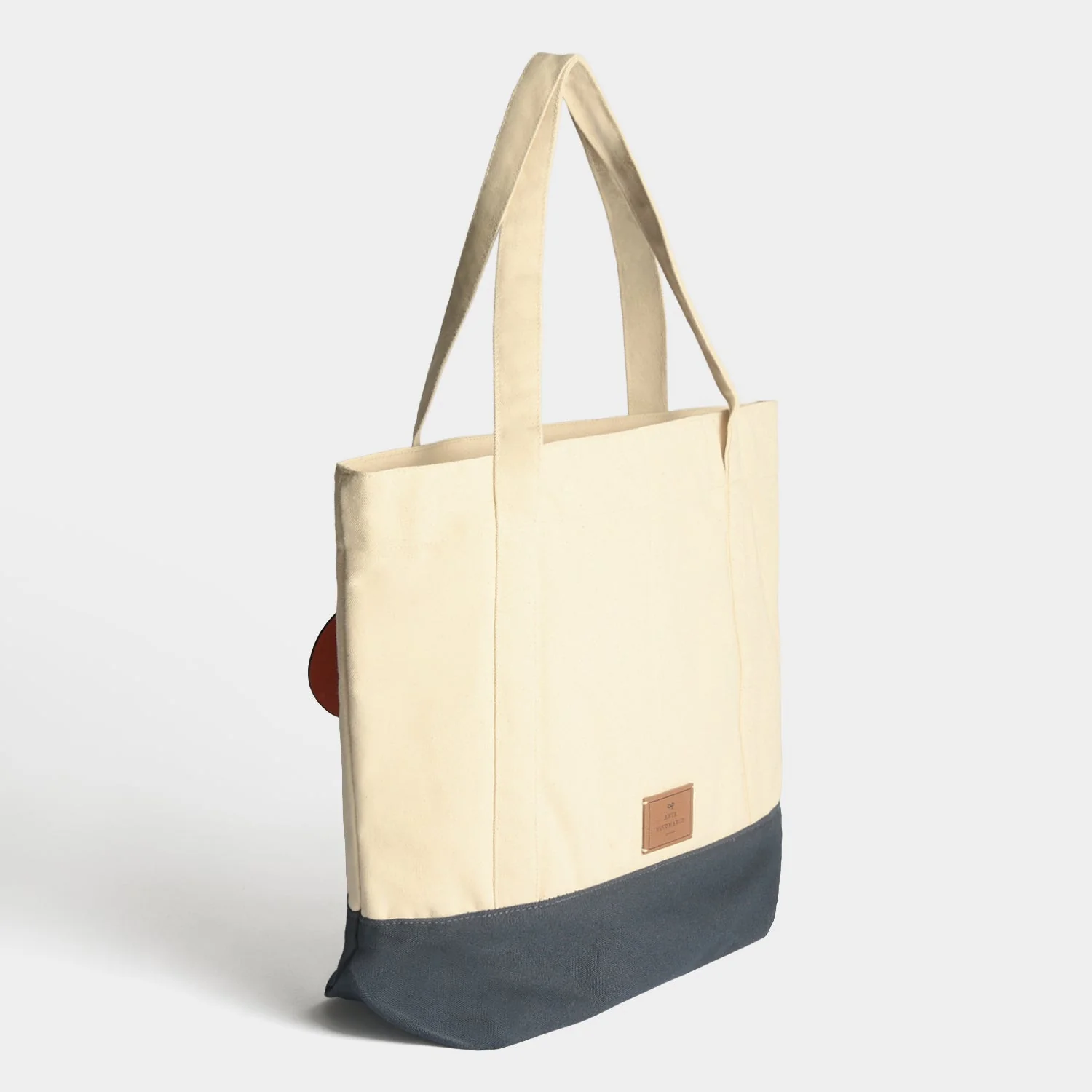 Off Duty Canvas Tote - Image 3