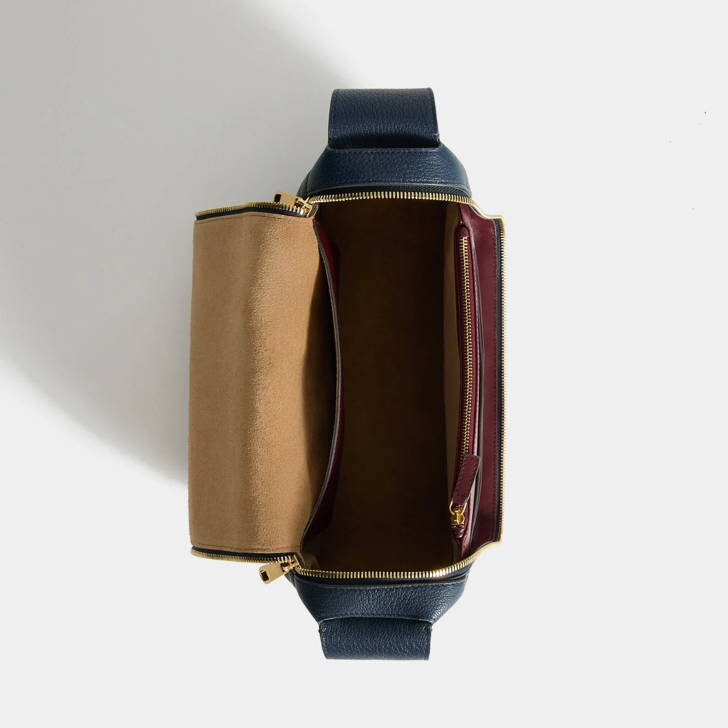 Vere Shoulder Bag - Image 5