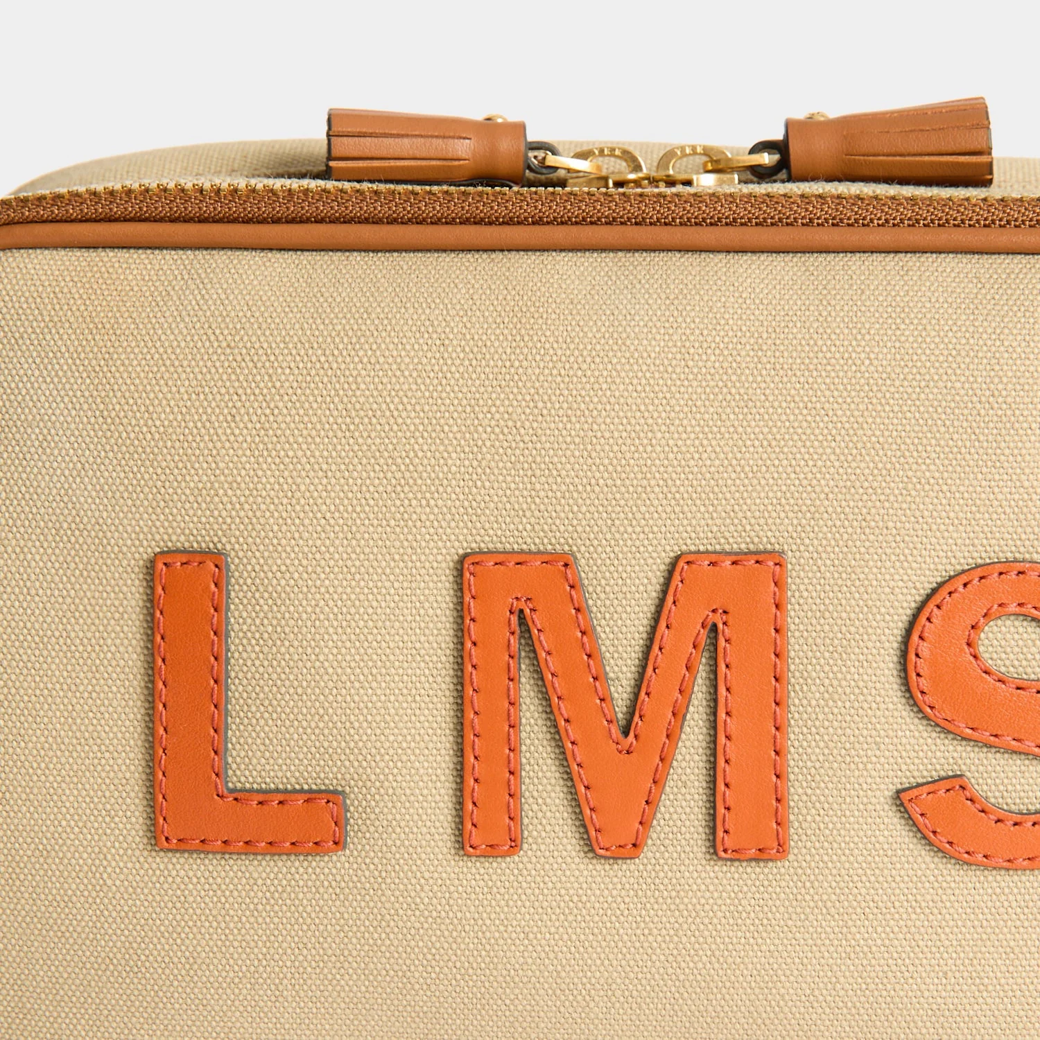 Bespoke Walton Wash Bag - Image 3