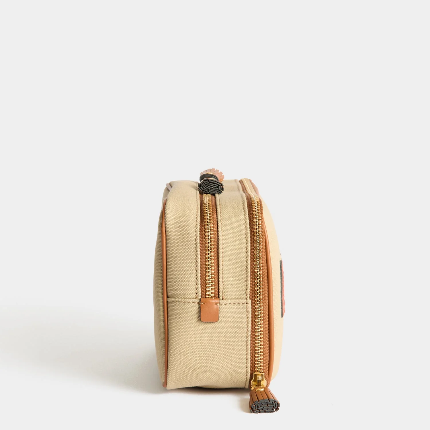 Bespoke Walton Wash Bag - Image 7
