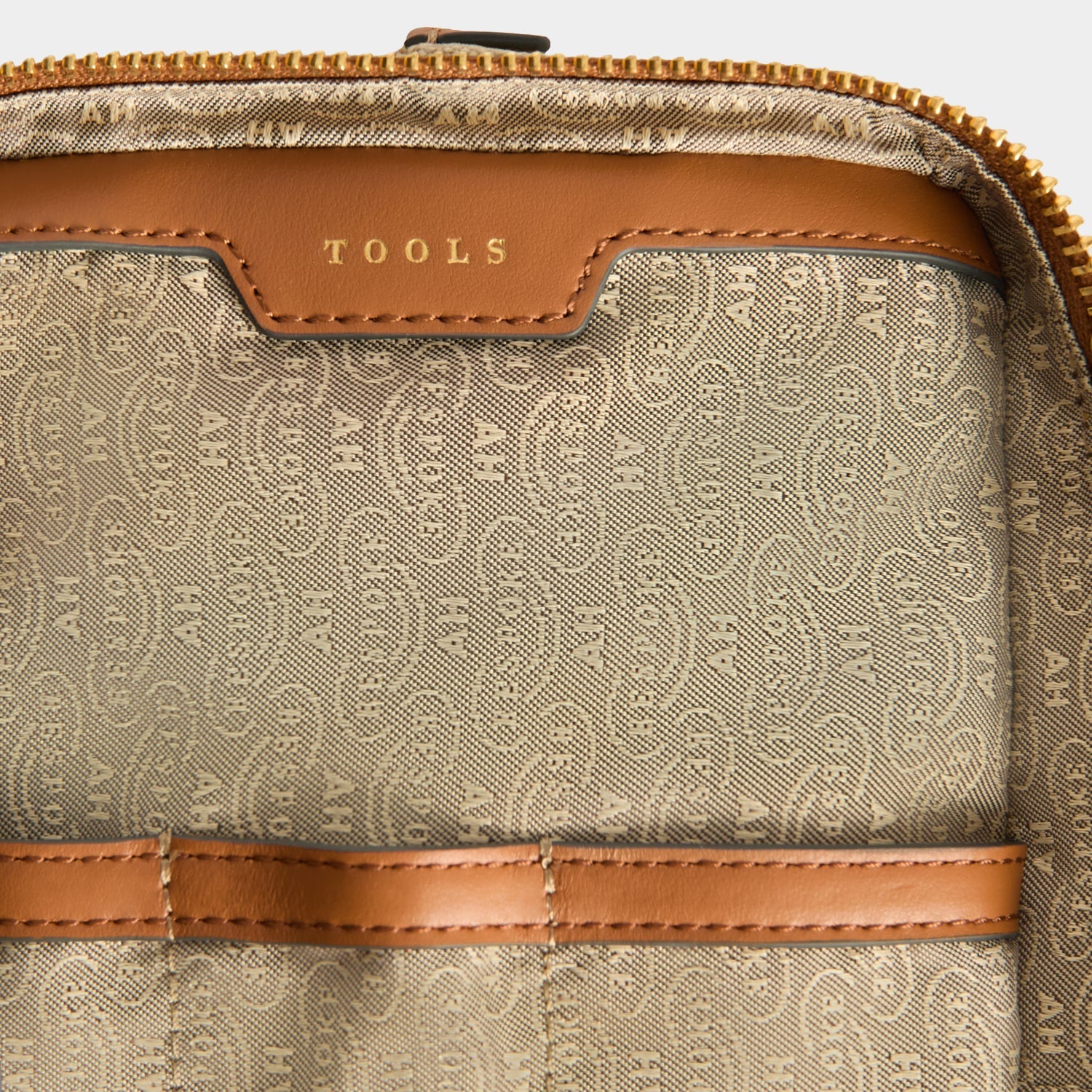 Bespoke Walton Wash Bag - Image 8